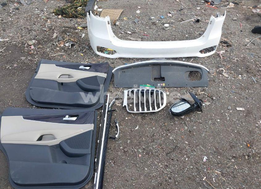 Photo 12 of 2019 Kia Sorento 3.3L LX (VIN 5XYPG4A50KG559055)