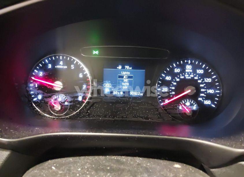 Photo 7 of 2019 Kia Sorento 3.3L LX (VIN 5XYPG4A50KG573408)