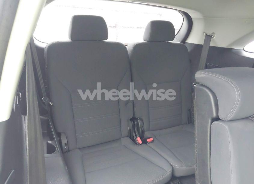 Photo 18 of 2016 Kia Sorento 3.3L LX (VIN 5XYPG4A51GG011668)