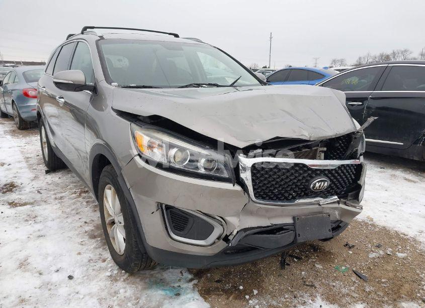 2016 Kia Sorento 3.3L LX (VIN 5XYPG4A51GG071532) main photo