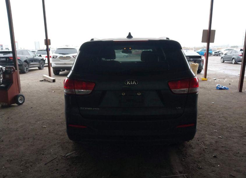 Photo 16 of 2017 Kia Sorento 3.3L LX (VIN 5XYPG4A51HG229692)