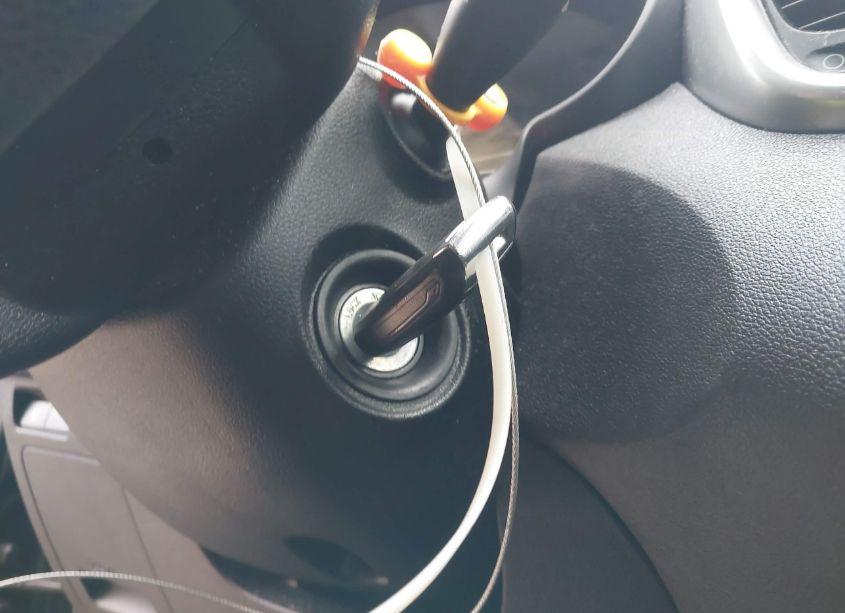 Photo 11 of 2019 Kia Sorento 3.3L LX (VIN 5XYPG4A51KG490327)