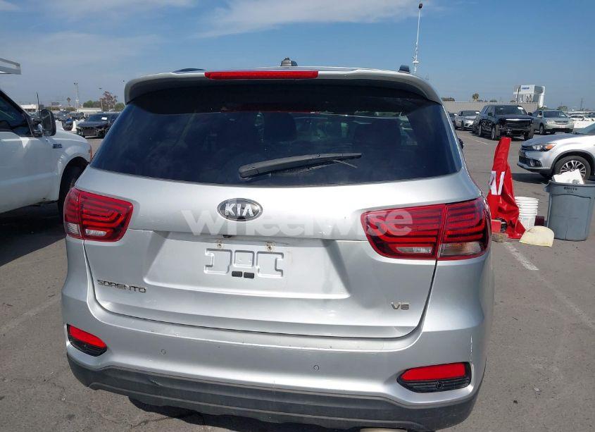 Photo 16 of 2019 Kia Sorento 3.3L S (VIN 5XYPG4A51KG594221)