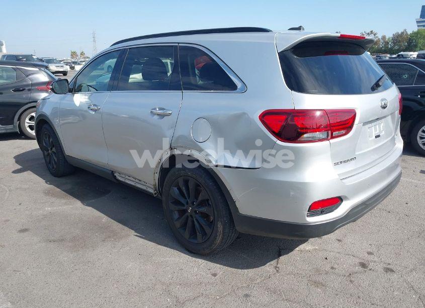 Photo 3 of 2019 Kia Sorento 3.3L S (VIN 5XYPG4A51KG594221)