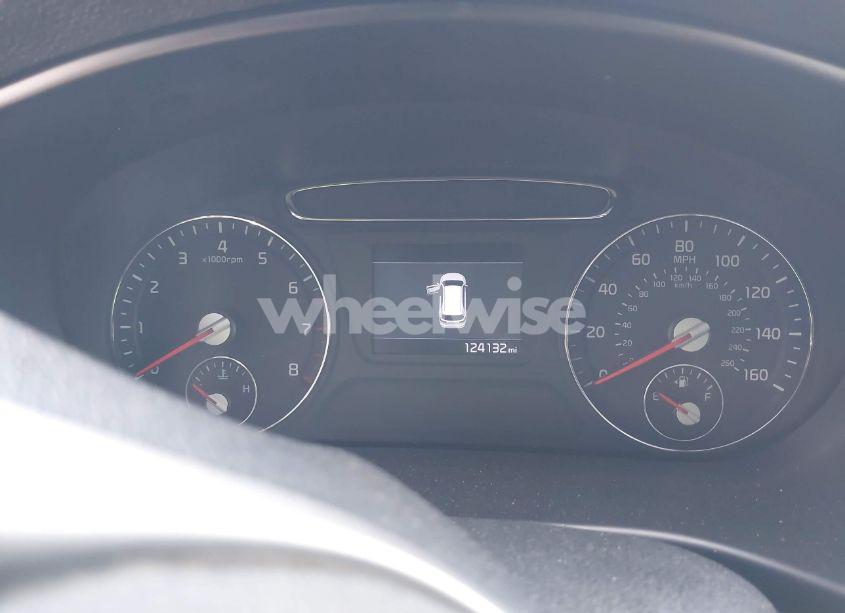 Photo 7 of 2019 Kia Sorento 3.3L S (VIN 5XYPG4A51KG594221)