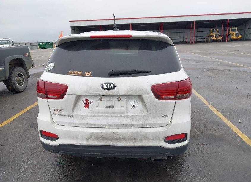 Photo 16 of 2020 Kia Sorento 3.3L LX (VIN 5XYPG4A51LG616431)