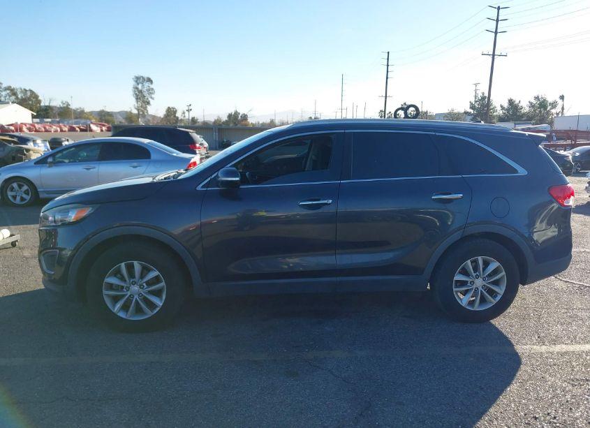 Photo 14 of 2016 Kia Sorento 3.3L LX (VIN 5XYPG4A52GG100326)