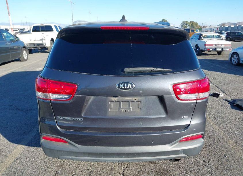 Photo 16 of 2016 Kia Sorento 3.3L LX (VIN 5XYPG4A52GG100326)