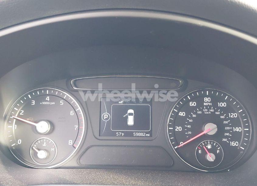 Photo 7 of 2017 Kia Sorento 3.3L LX (VIN 5XYPG4A52HG208916)