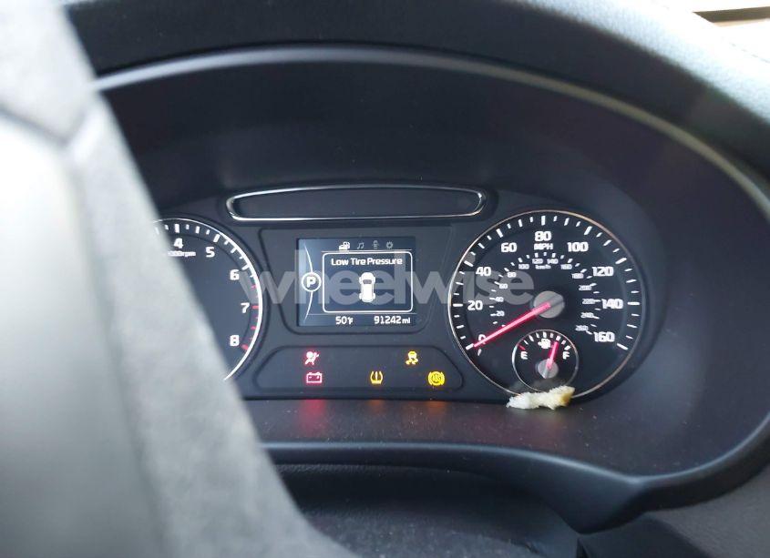 Photo 16 of 2018 Kia Sorento 3.3L LX (VIN 5XYPG4A52JG354741)