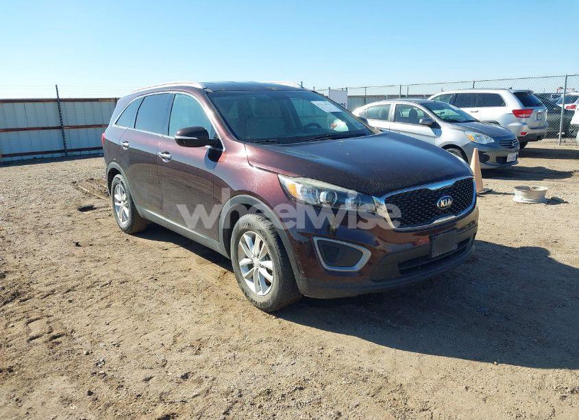 2016 Kia Sorento 3.3L LX (VIN 5XYPG4A53GG043148) main photo