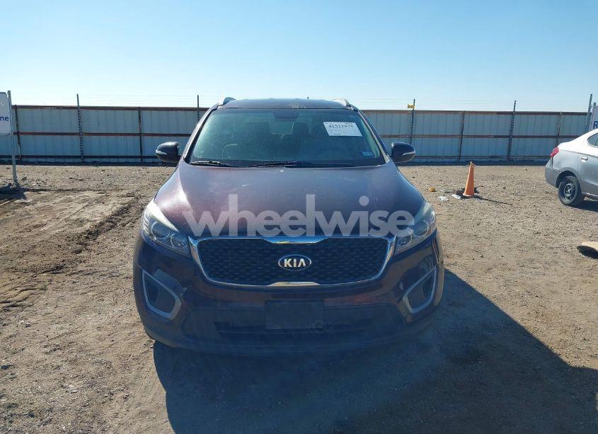 Photo 12 of 2016 Kia Sorento 3.3L LX (VIN 5XYPG4A53GG043148)