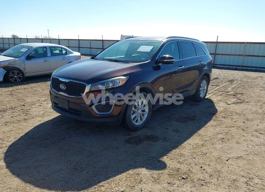 Photo 2 of 2016 Kia Sorento 3.3L LX (VIN 5XYPG4A53GG043148)