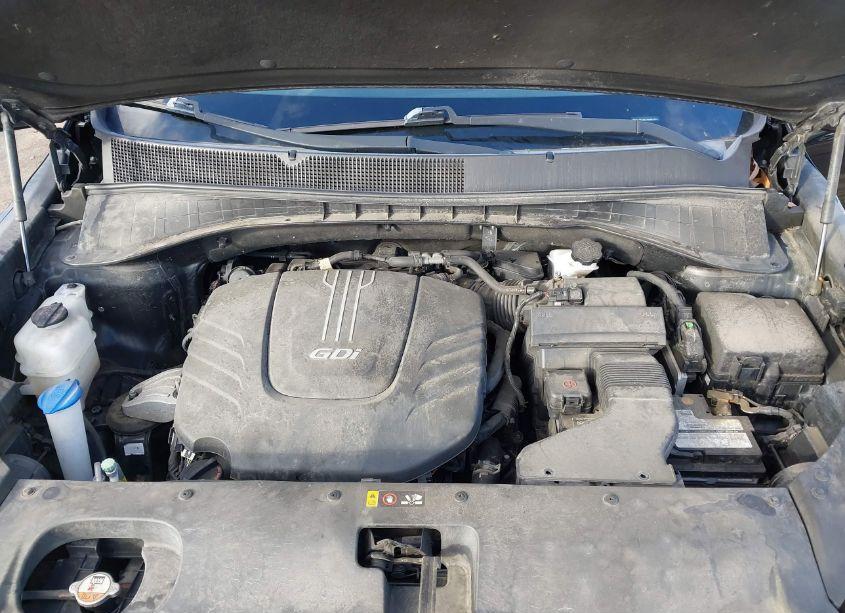 Photo 10 of 2016 Kia Sorento 3.3L LX (VIN 5XYPG4A53GG082970)