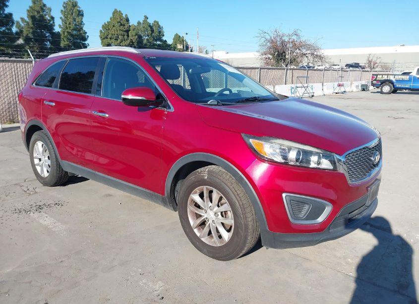 2017 Kia Sorento 3.3L LX (VIN 5XYPG4A53HG193939) main photo