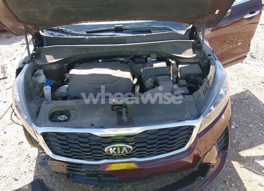 Photo 10 of 2019 Kia Sorento 3.3L LX (VIN 5XYPG4A53KG442330)