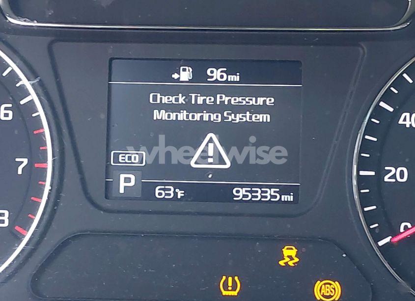 Photo 16 of 2019 Kia Sorento 3.3L LX (VIN 5XYPG4A53KG442330)