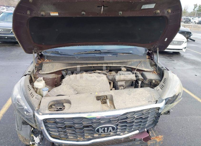 Photo 10 of 2019 Kia Sorento 3.3L LX (VIN 5XYPG4A53KG481998)
