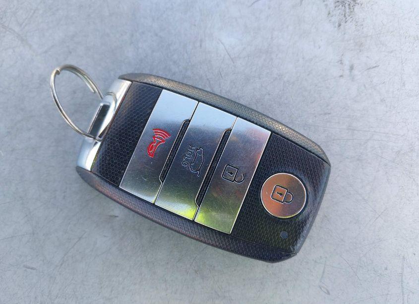 Photo 11 of 2020 Kia Sorento 3.3L S (VIN 5XYPG4A53LG710293)