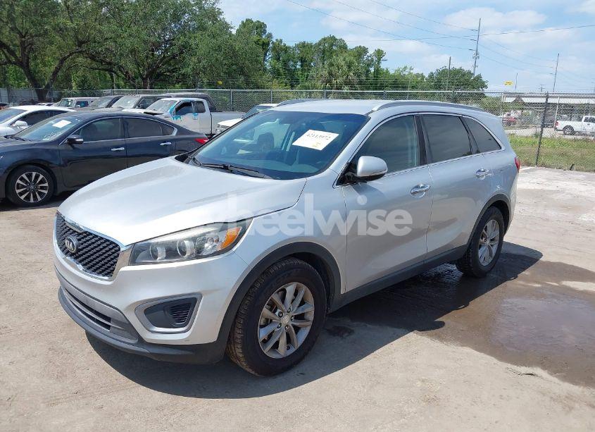 Photo 2 of 2016 Kia Sorento 3.3L LX (VIN 5XYPG4A54GG009459)