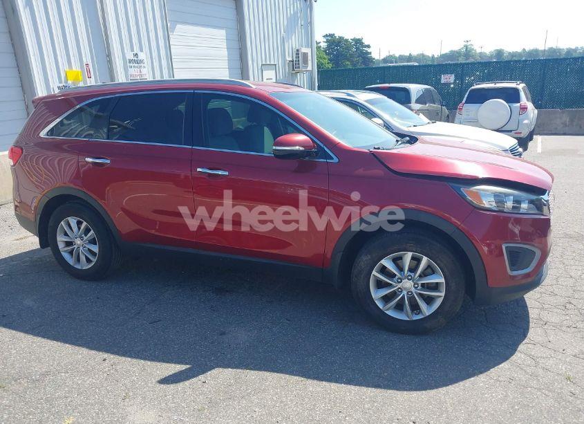 Photo 13 of 2016 Kia Sorento 3.3L LX (VIN 5XYPG4A54GG129844)
