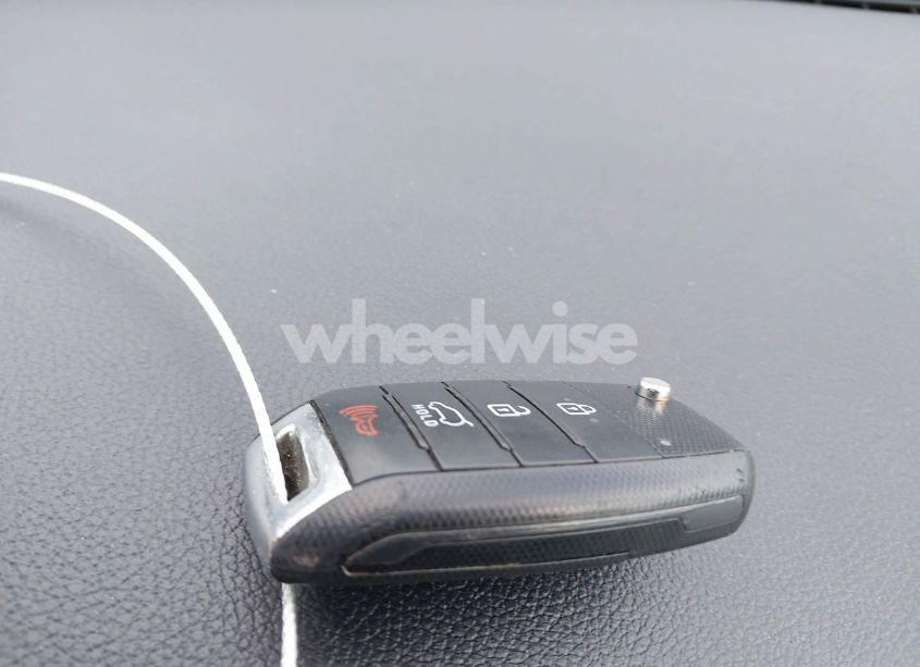 Photo 11 of 2017 Kia Sorento 3.3L LX (VIN 5XYPG4A54HG308953)