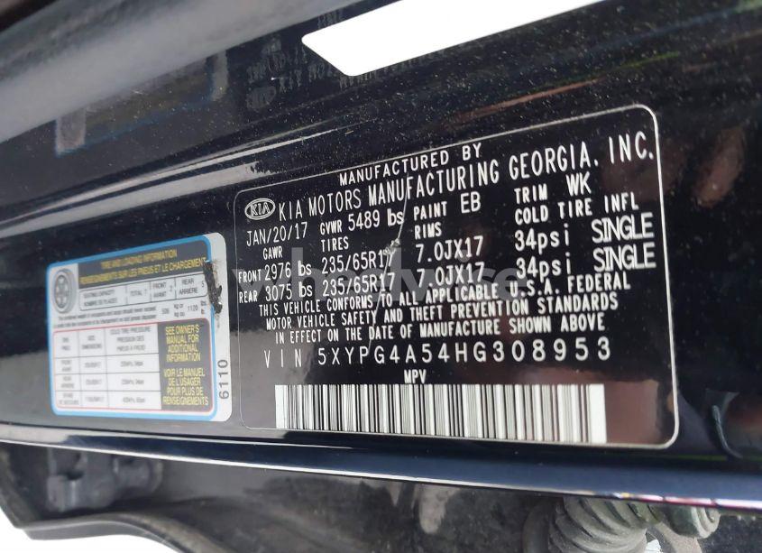 Photo 9 of 2017 Kia Sorento 3.3L LX (VIN 5XYPG4A54HG308953)