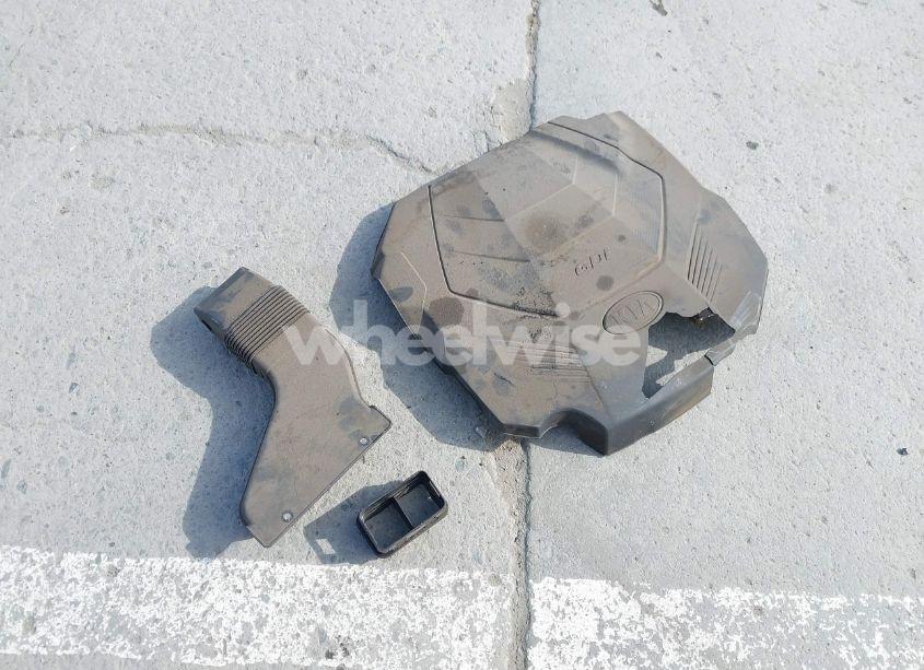 Photo 12 of 2019 Kia Sorento 3.3L LX (VIN 5XYPG4A54KG476373)