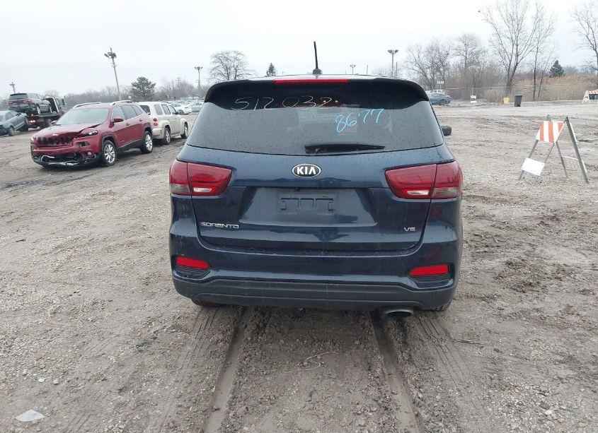 Photo 16 of 2019 Kia Sorento 3.3L LX (VIN 5XYPG4A54KG489222)