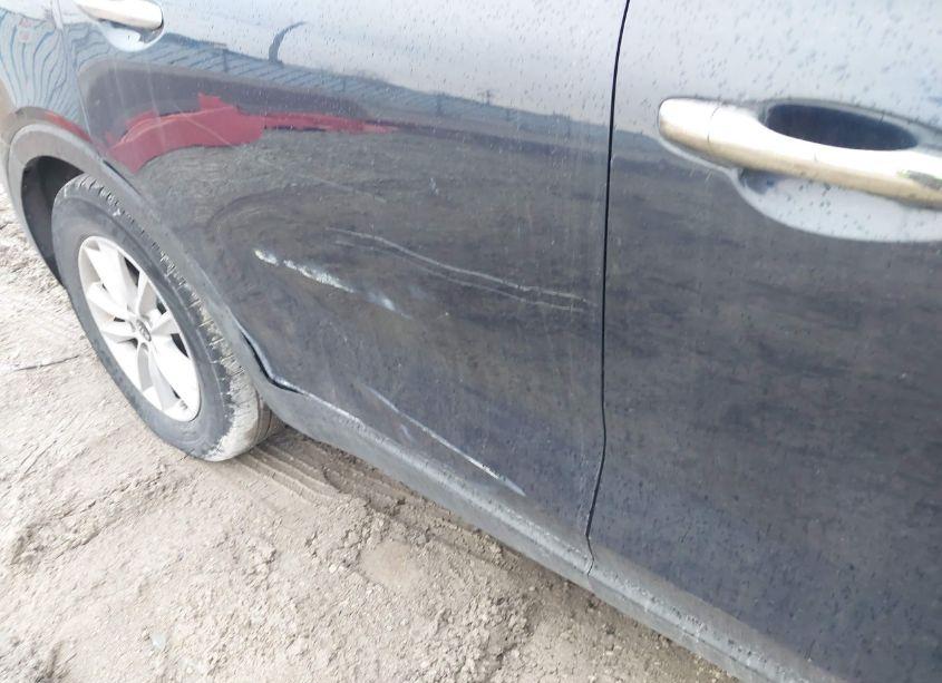 Photo 17 of 2019 Kia Sorento 3.3L LX (VIN 5XYPG4A54KG489222)