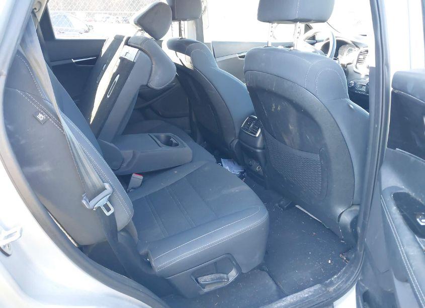 Photo 8 of 2019 Kia Sorento 3.3L LX (VIN 5XYPG4A54KG494565)