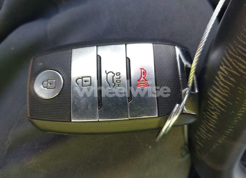 Photo 11 of 2020 Kia Sorento 3.3L S (VIN 5XYPG4A54LG706009)