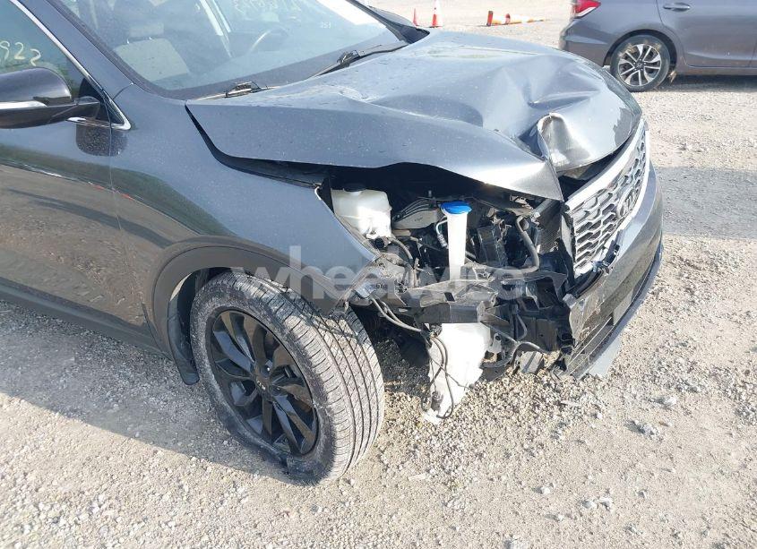 Photo 18 of 2020 Kia Sorento 3.3L S (VIN 5XYPG4A54LG706009)