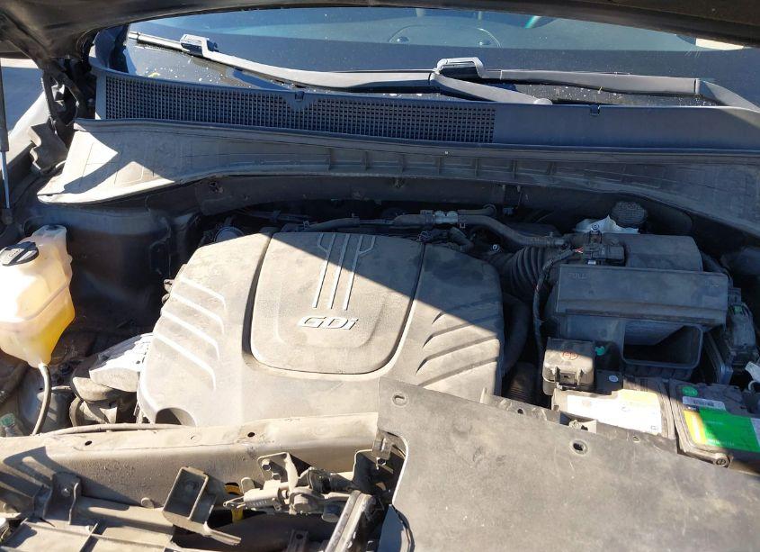 Photo 10 of 2016 Kia Sorento 3.3L LX (VIN 5XYPG4A55GG003864)