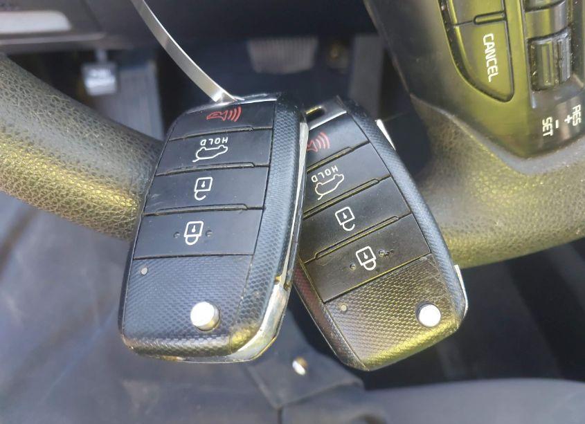 Photo 11 of 2016 Kia Sorento 3.3L LX (VIN 5XYPG4A55GG163159)