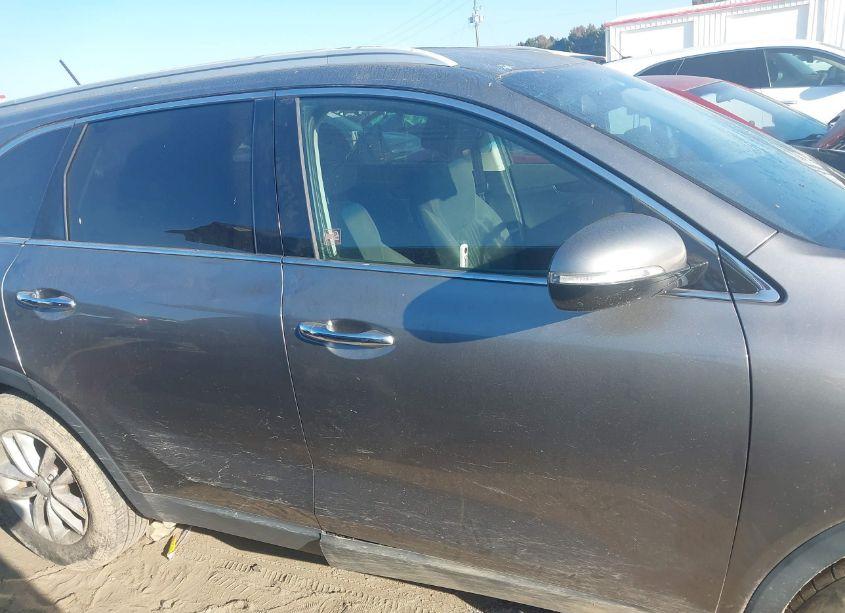 Photo 14 of 2016 Kia Sorento 3.3L LX (VIN 5XYPG4A55GG163159)