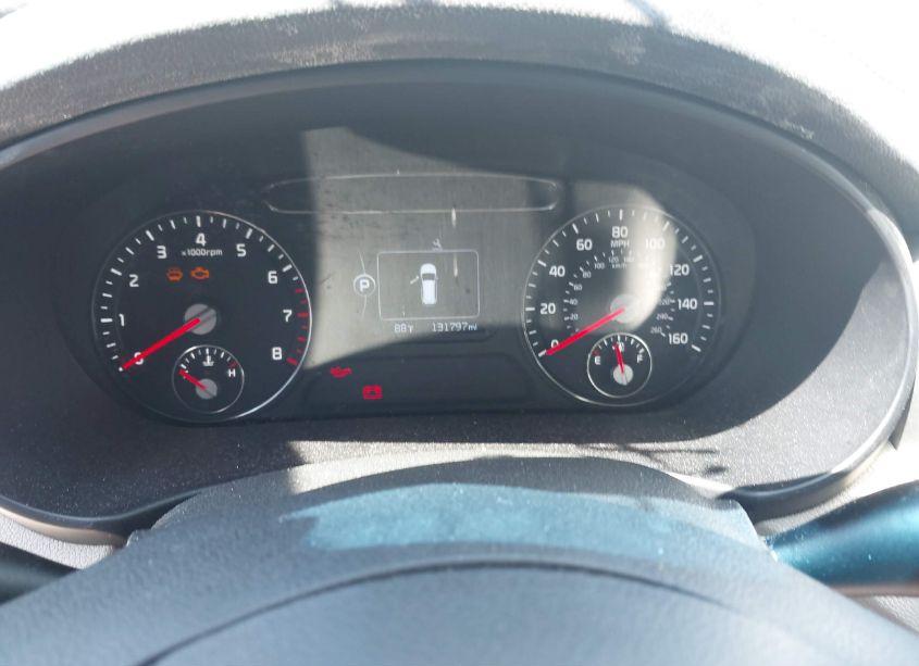 Photo 7 of 2017 Kia Sorento 3.3L LX (VIN 5XYPG4A55HG208053)