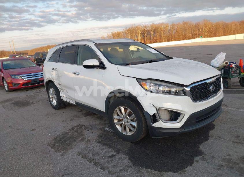 2018 Kia Sorento 3.3L LX (VIN 5XYPG4A55JG353051) main photo