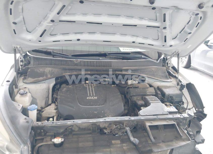 Photo 10 of 2018 Kia Sorento 3.3L LX (VIN 5XYPG4A55JG360565)