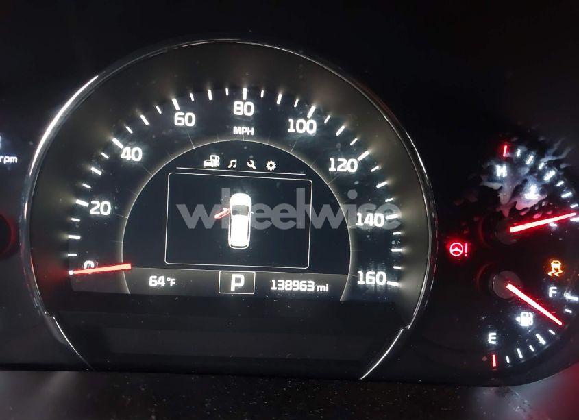 Photo 15 of 2018 Kia Sorento 3.3L LX (VIN 5XYPG4A55JG360565)