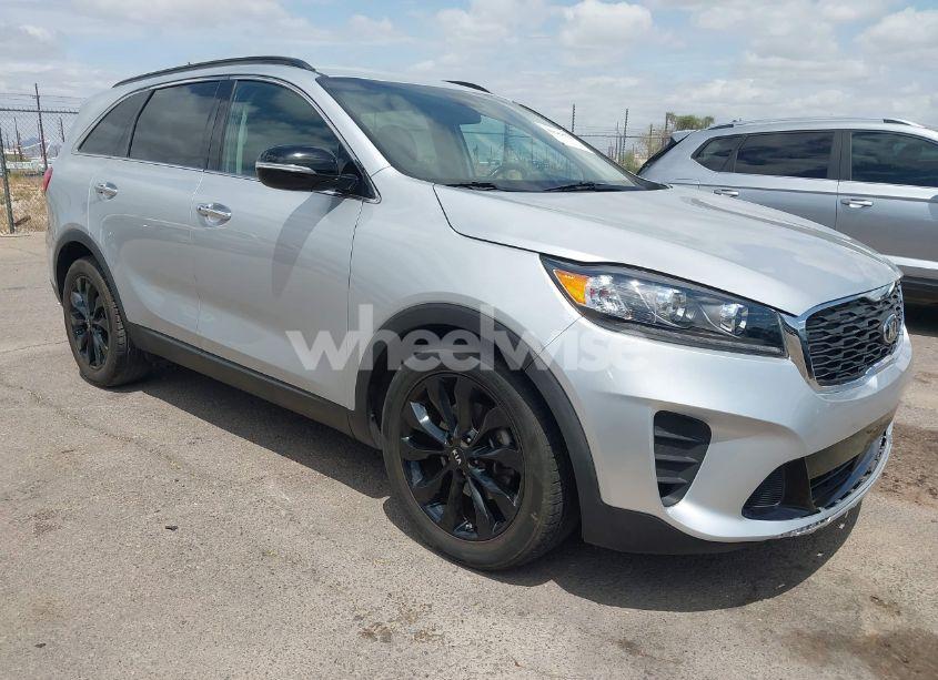 2020 Kia Sorento 3.3L S (VIN 5XYPG4A55LG694372) main photo
