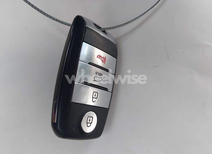 Photo 11 of 2020 Kia Sorento 3.3L S (VIN 5XYPG4A55LG694372)