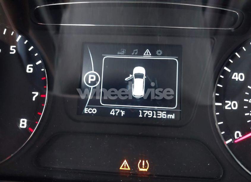 Photo 15 of 2016 Kia Sorento 3.3L LX (VIN 5XYPG4A56GG011777)