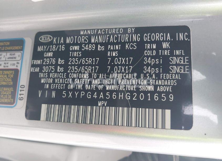 Photo 9 of 2017 Kia Sorento 3.3L LX (VIN 5XYPG4A56HG201659)