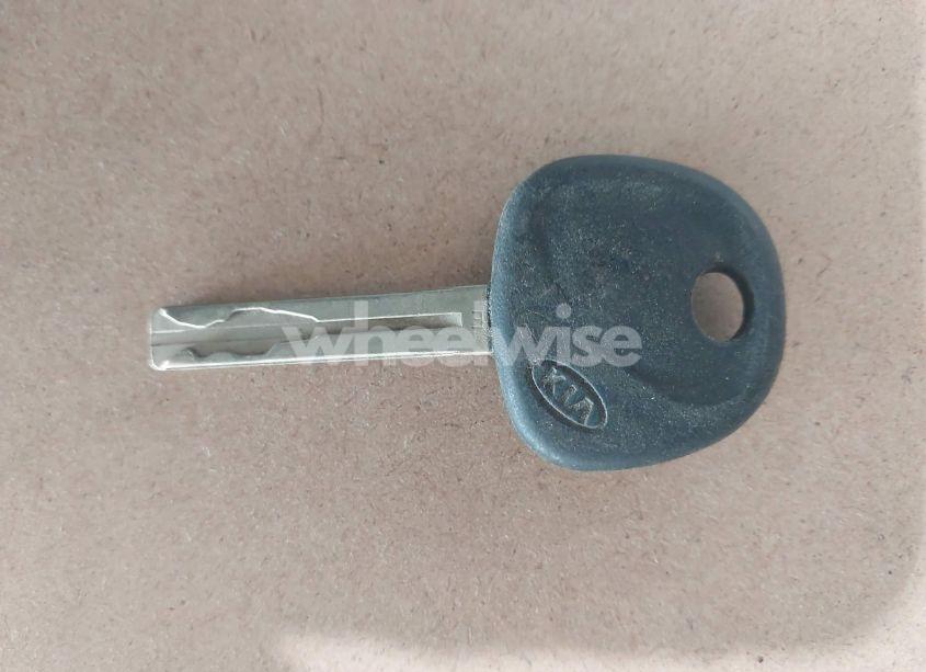 Photo 11 of 2017 Kia Sorento 3.3L LX (VIN 5XYPG4A56HG230076)