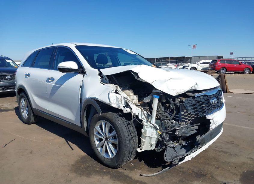 2019 Kia Sorento 3.3L LX (VIN 5XYPG4A56KG446484) main photo