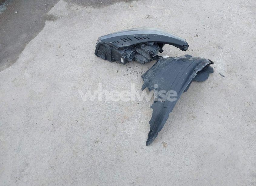 Photo 12 of 2019 Kia Sorento 3.3L LX (VIN 5XYPG4A56KG483762)