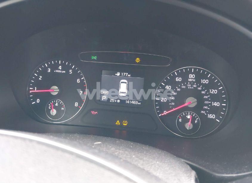 Photo 7 of 2019 Kia Sorento 3.3L LX (VIN 5XYPG4A56KG483762)