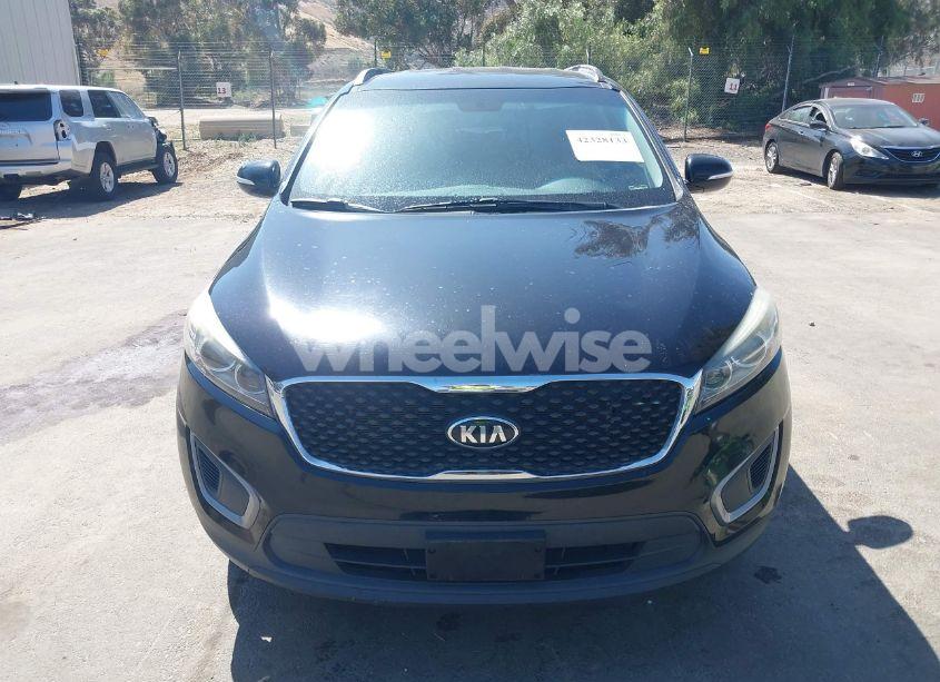 Photo 12 of 2016 Kia Sorento 3.3L LX (VIN 5XYPG4A57GG002246)