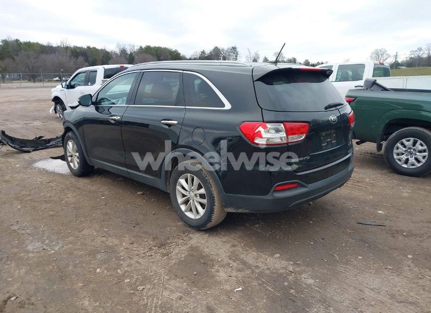 Photo 3 of 2017 Kia Sorento 3.3L LX (VIN 5XYPG4A57HG209219)